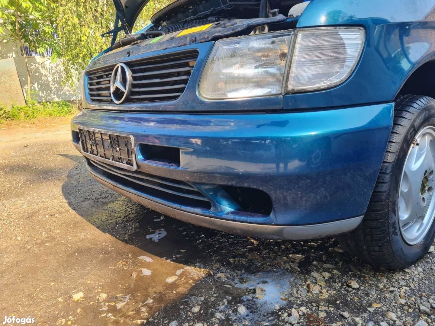 Mercedes Vito 638 első lökhárító