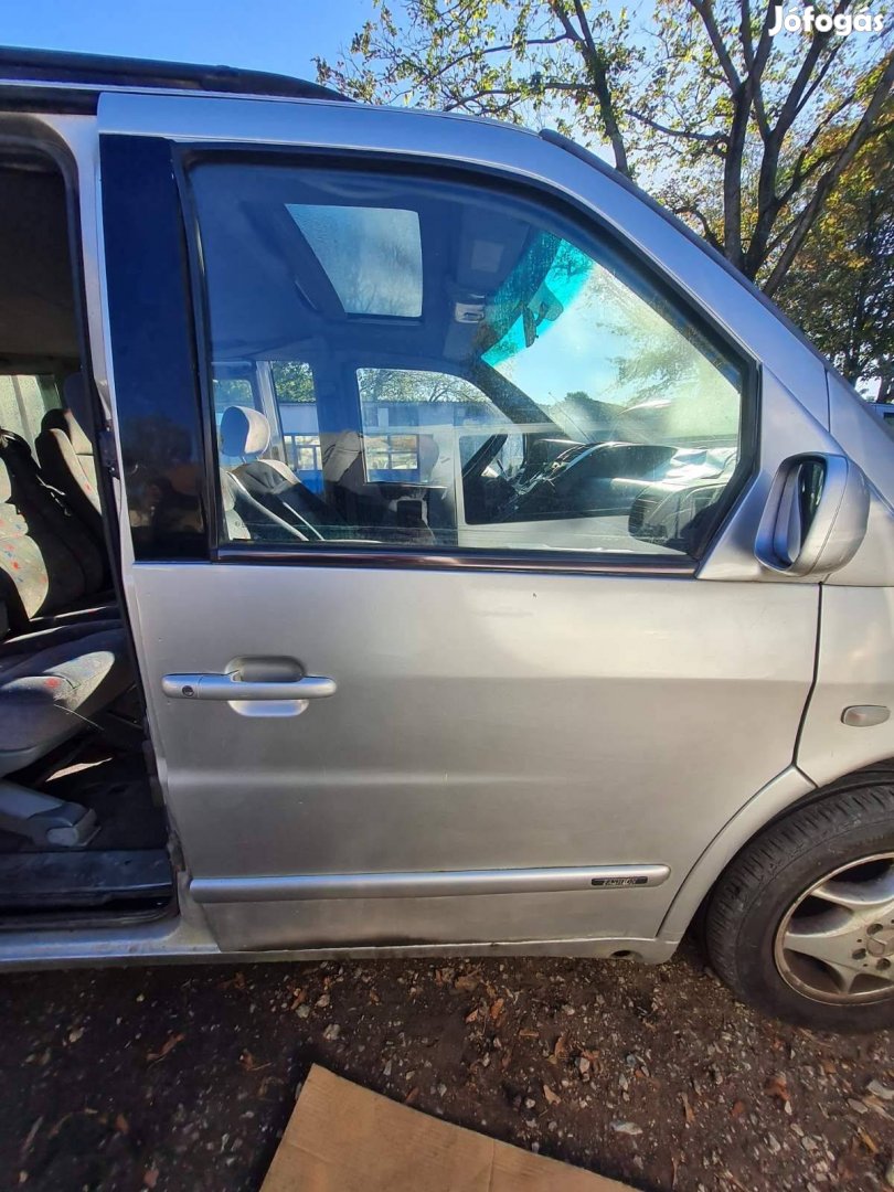 Mercedes Vito 638 jobb első ajtó