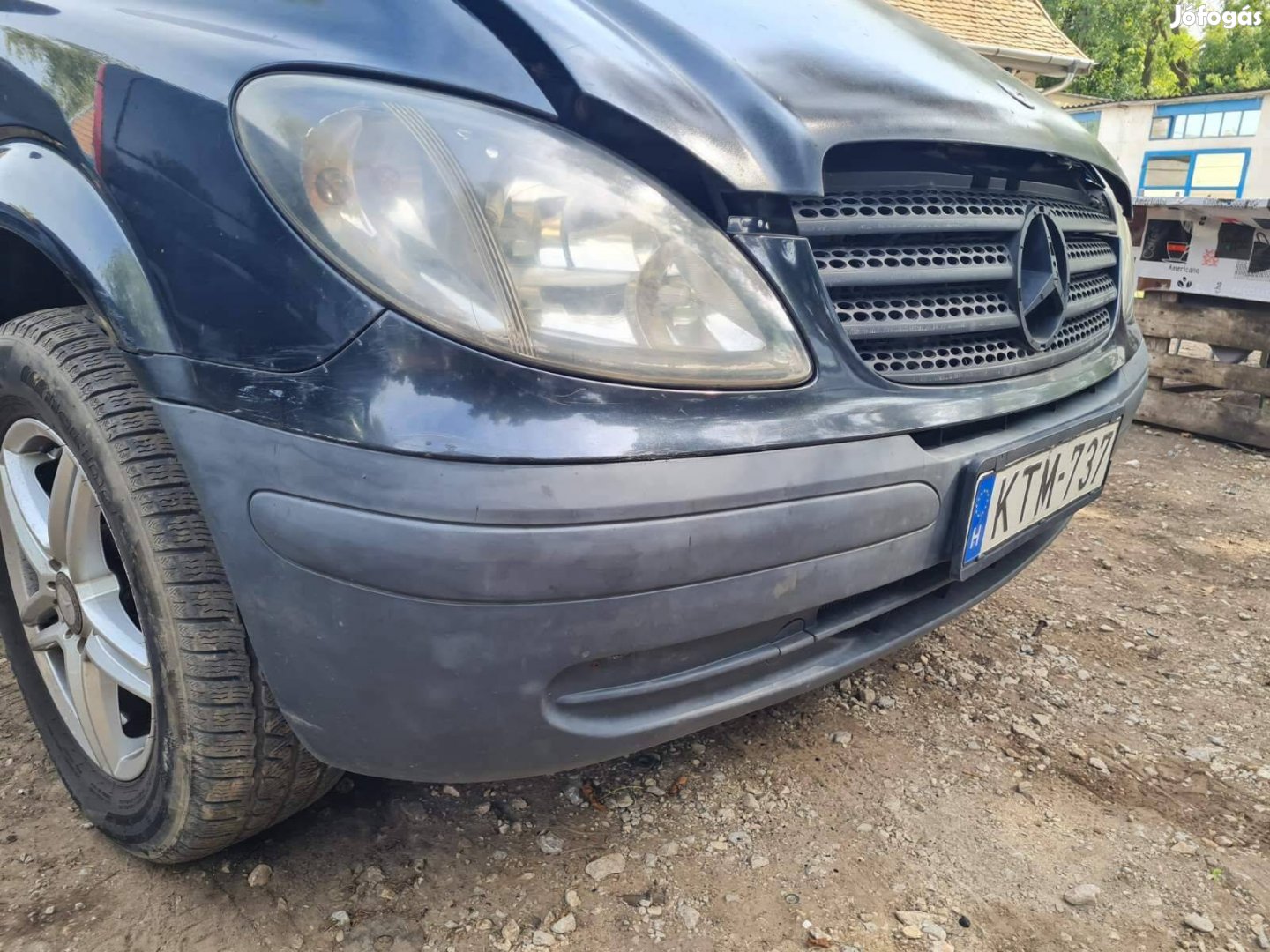 Mercedes Vito 639 első lökhárító