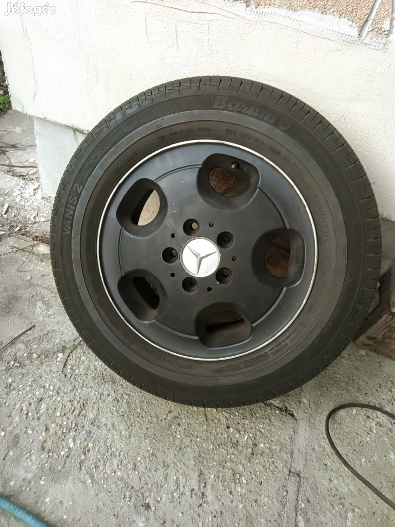 Mercedes Vito alufelni nyári gumival!