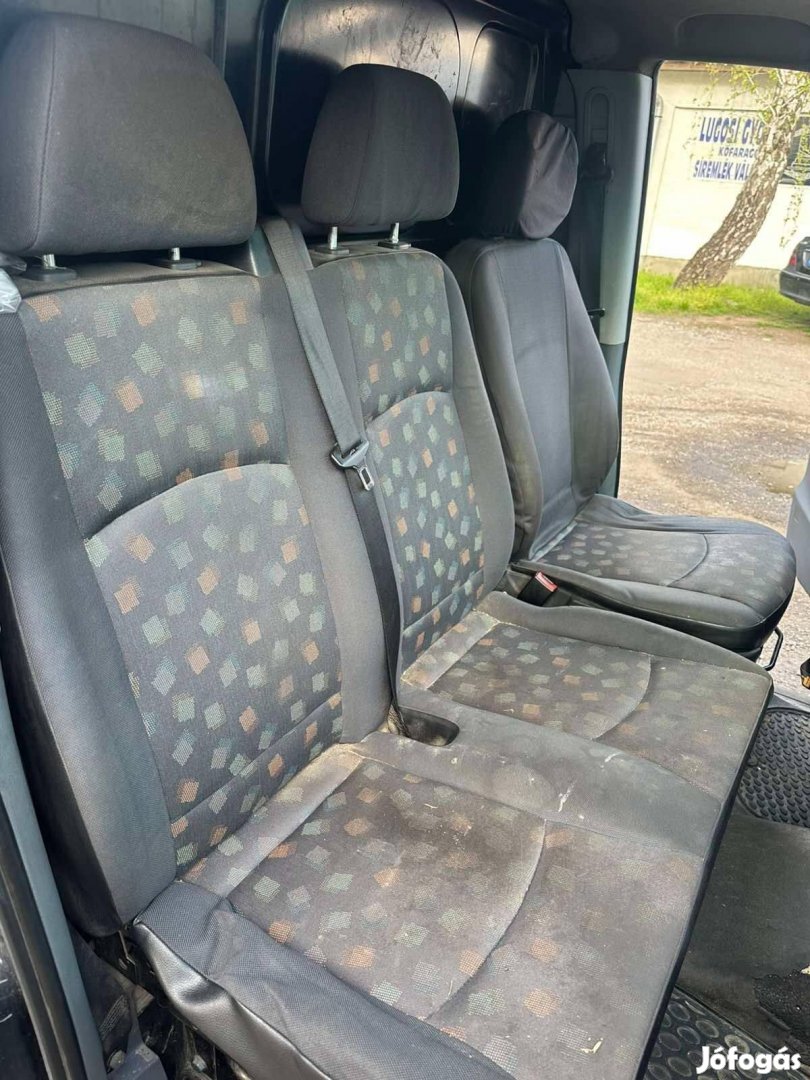 Mercedes Vto 639 jobb első Dupla Ülés