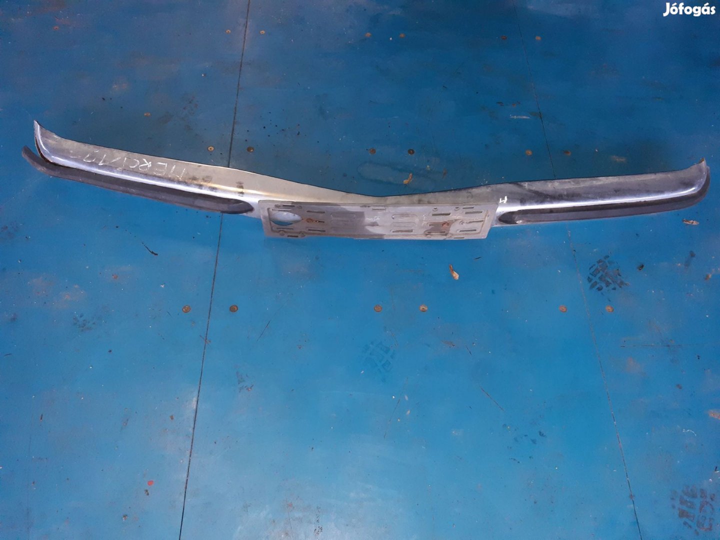 Mercedes W123 Első Lökhárító