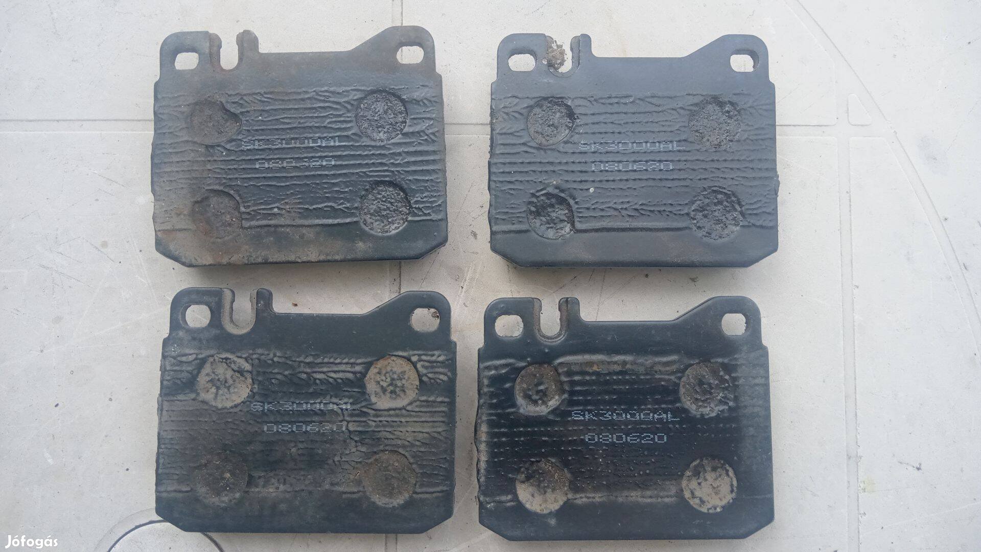 Mercedes W123,W126, W107, unimog fékbetét