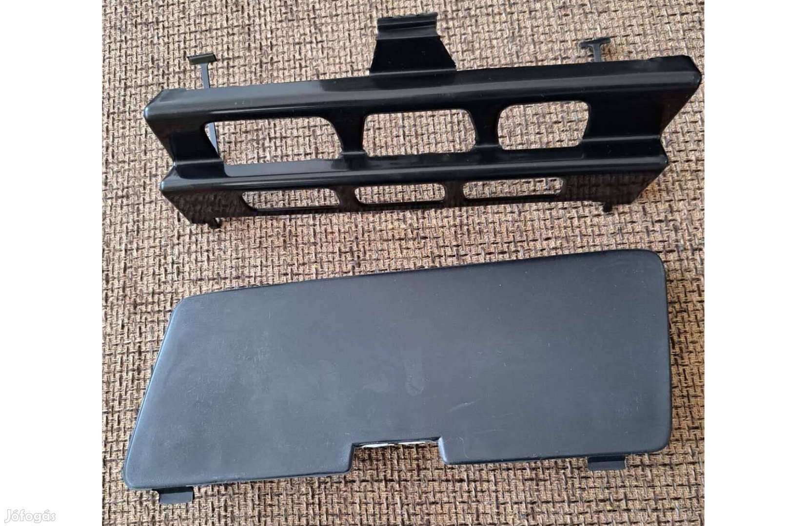 Mercedes W124 klímás / nem klímás vonószemtakaró vonószem takaró