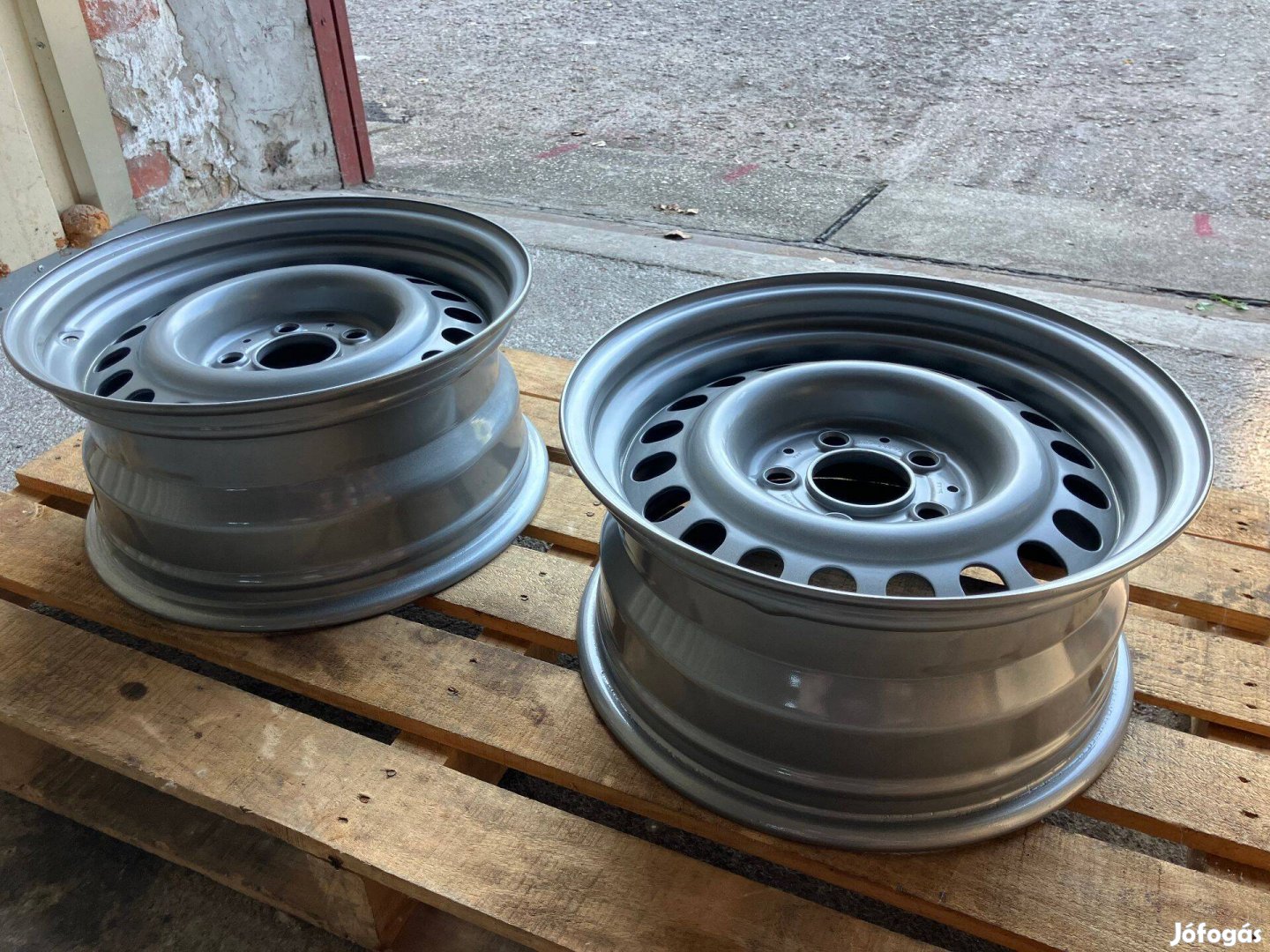Mercedes W126 lemezfelni acél felni 7x15 ET25 A1264002802