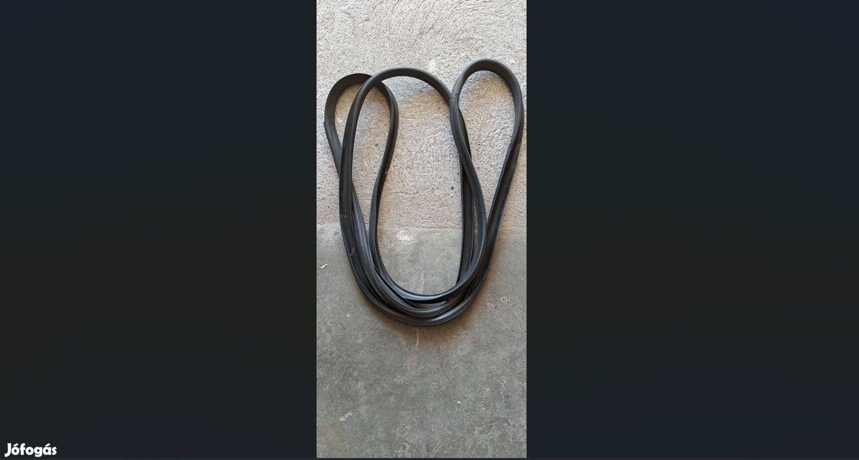 Mercedes W126 sedan csomagtér kéder gumi tömítés