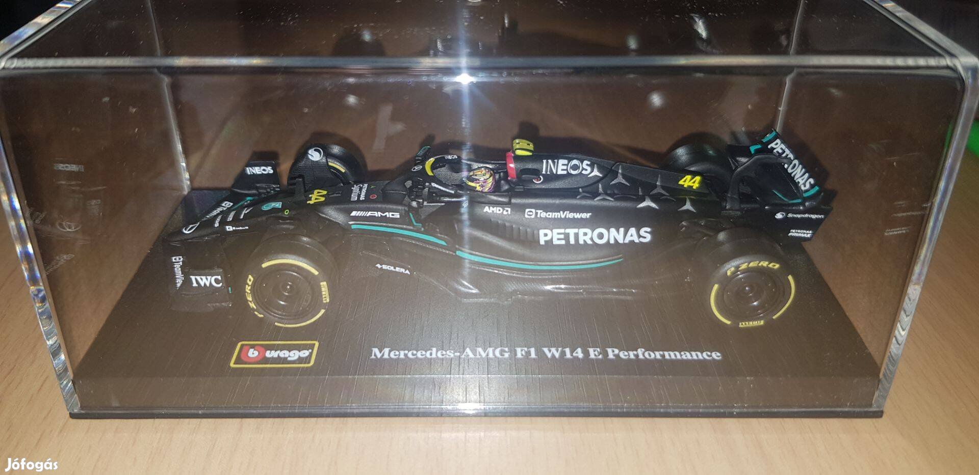 Mercedes W14 Hamilton