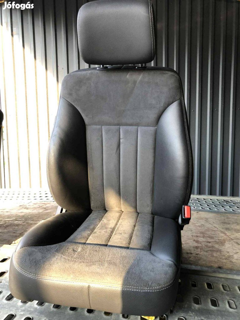 Mercedes W164 ülés szett