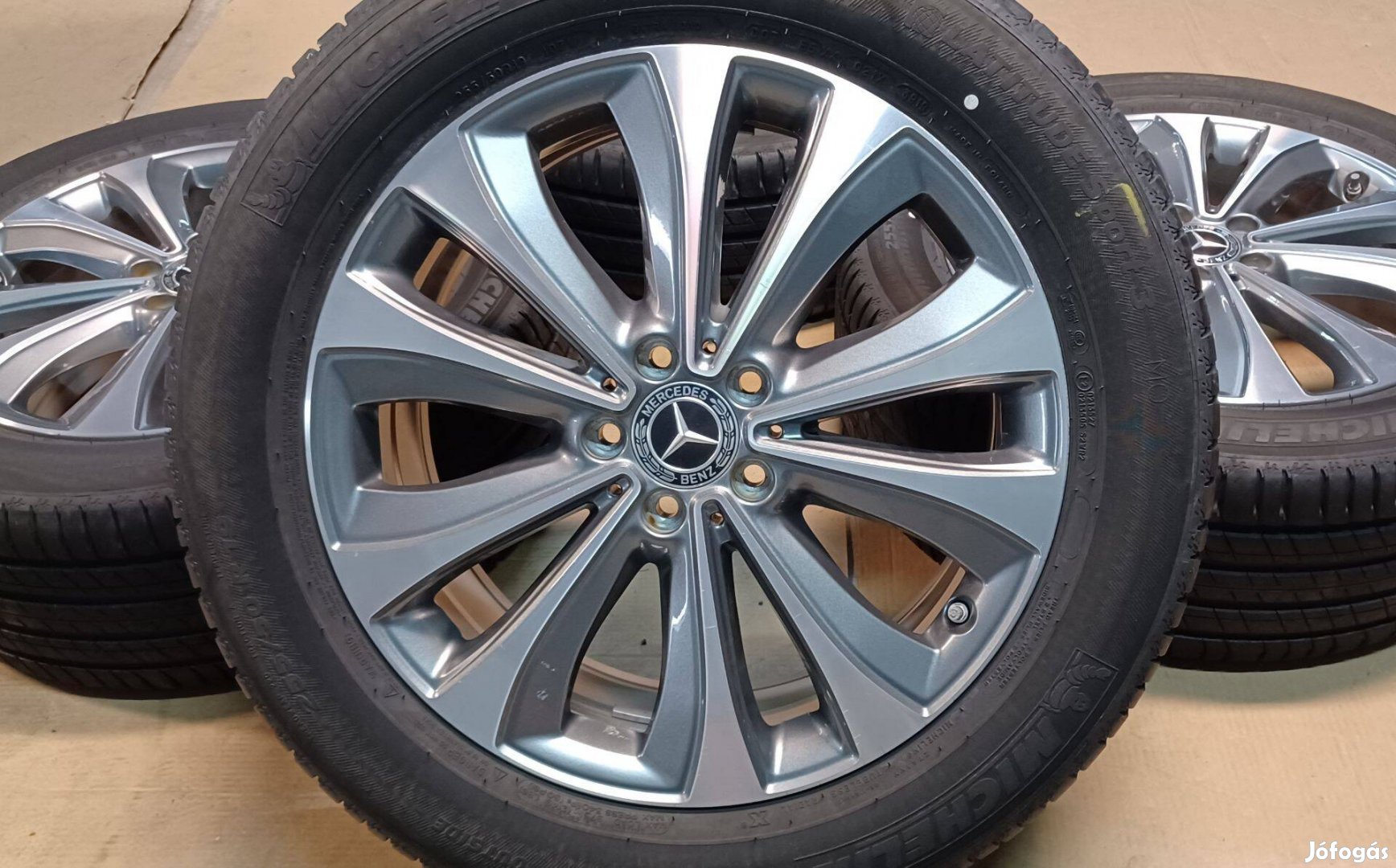 Mercedes W167 Gle SUV 5x112 8x19 255/50 R19 nyári gumikkal 4db.8mm