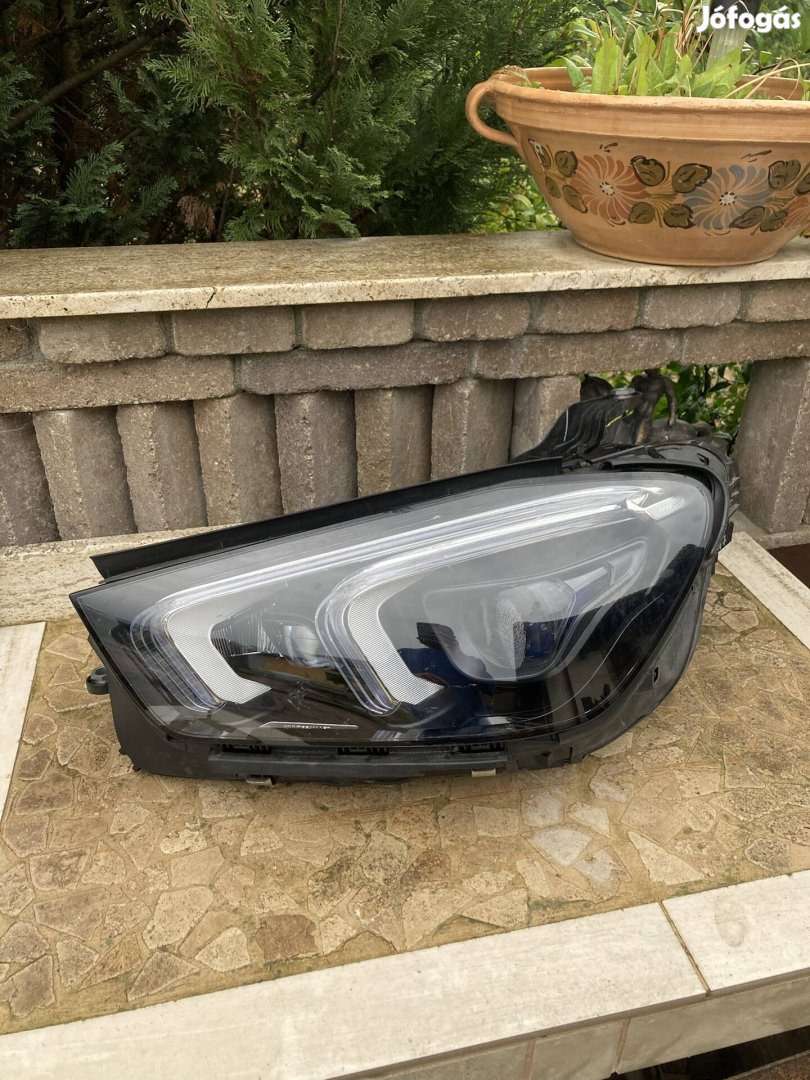 Mercedes W167 Gle  multibeam Led fényszóró (A1679068507)