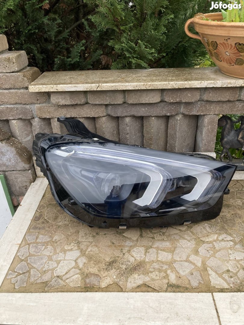 Mercedes W167 Gle multibeam Led fényszóró (A1679064204)