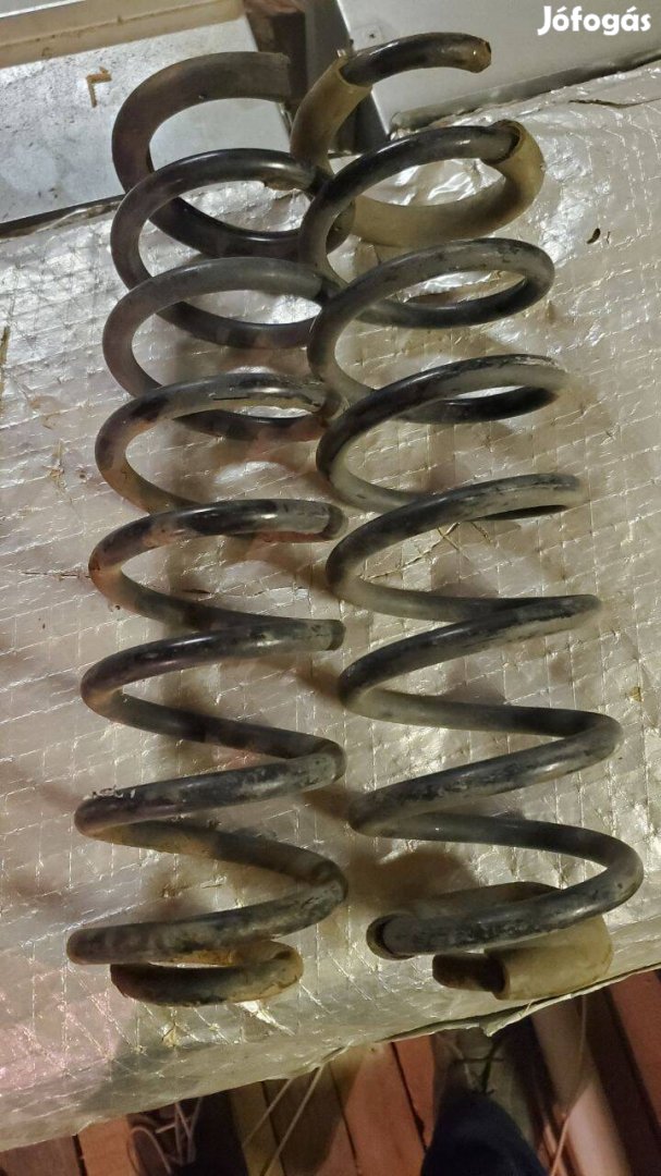 Mercedes W168 hátsó rugópár