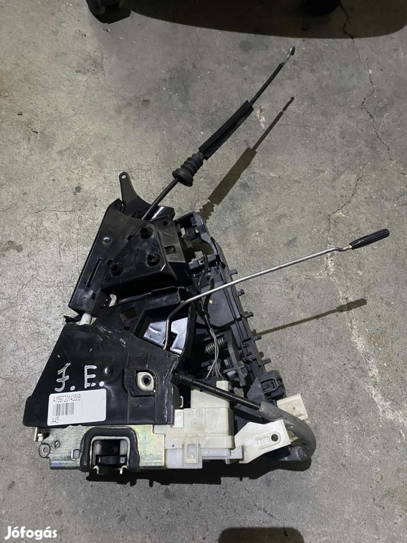 Mercedes W169 jobb első ajtózár A1697201435 eladó