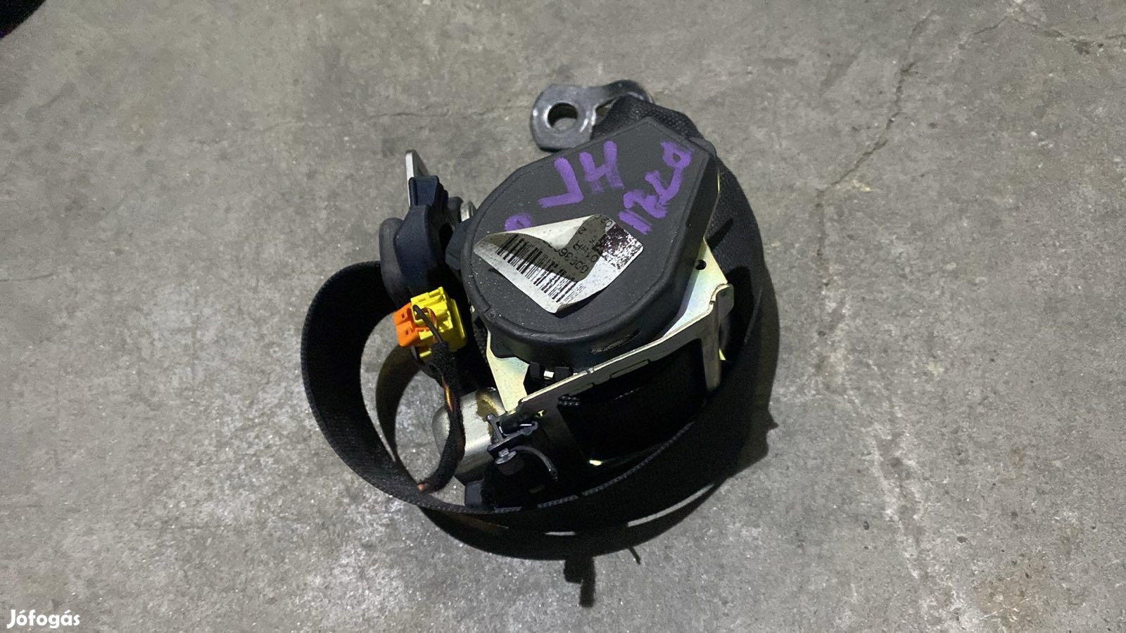 Mercedes W169 jobb hátsó biztonsági öv A1698605885 eladó