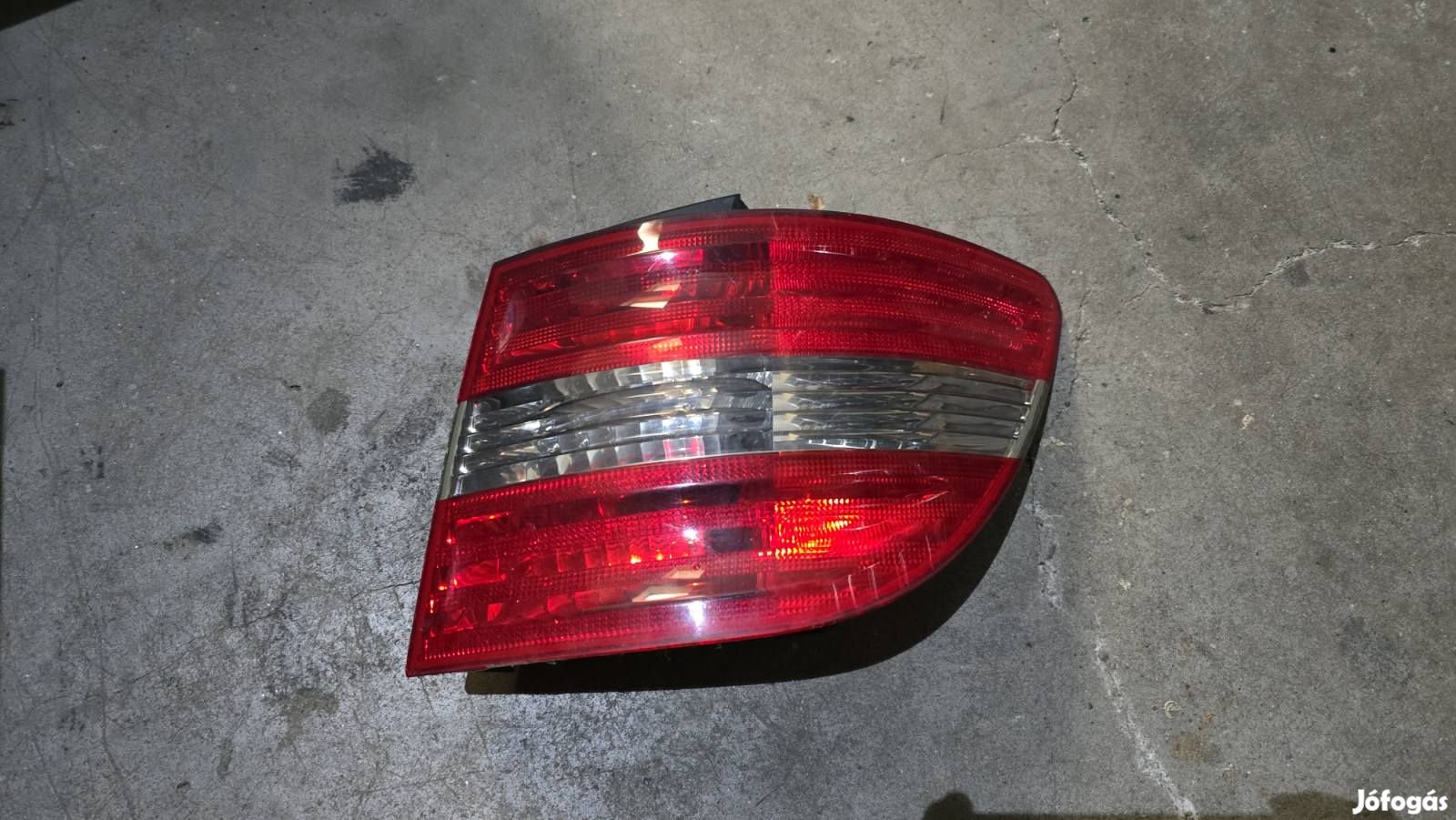 Mercedes W169 jobb külső, hátsó lámpa A1698202664 eladó