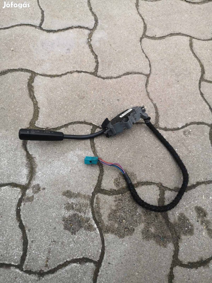 Mercedes W202-208-210 tempomat kapcsoló A2085450324 eladó