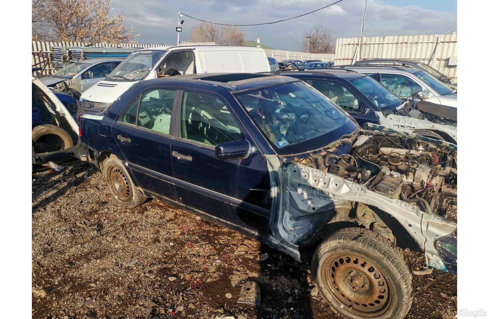 Mercedes W202 - C-class 220 cdi bontott minden alkatrésze eladó