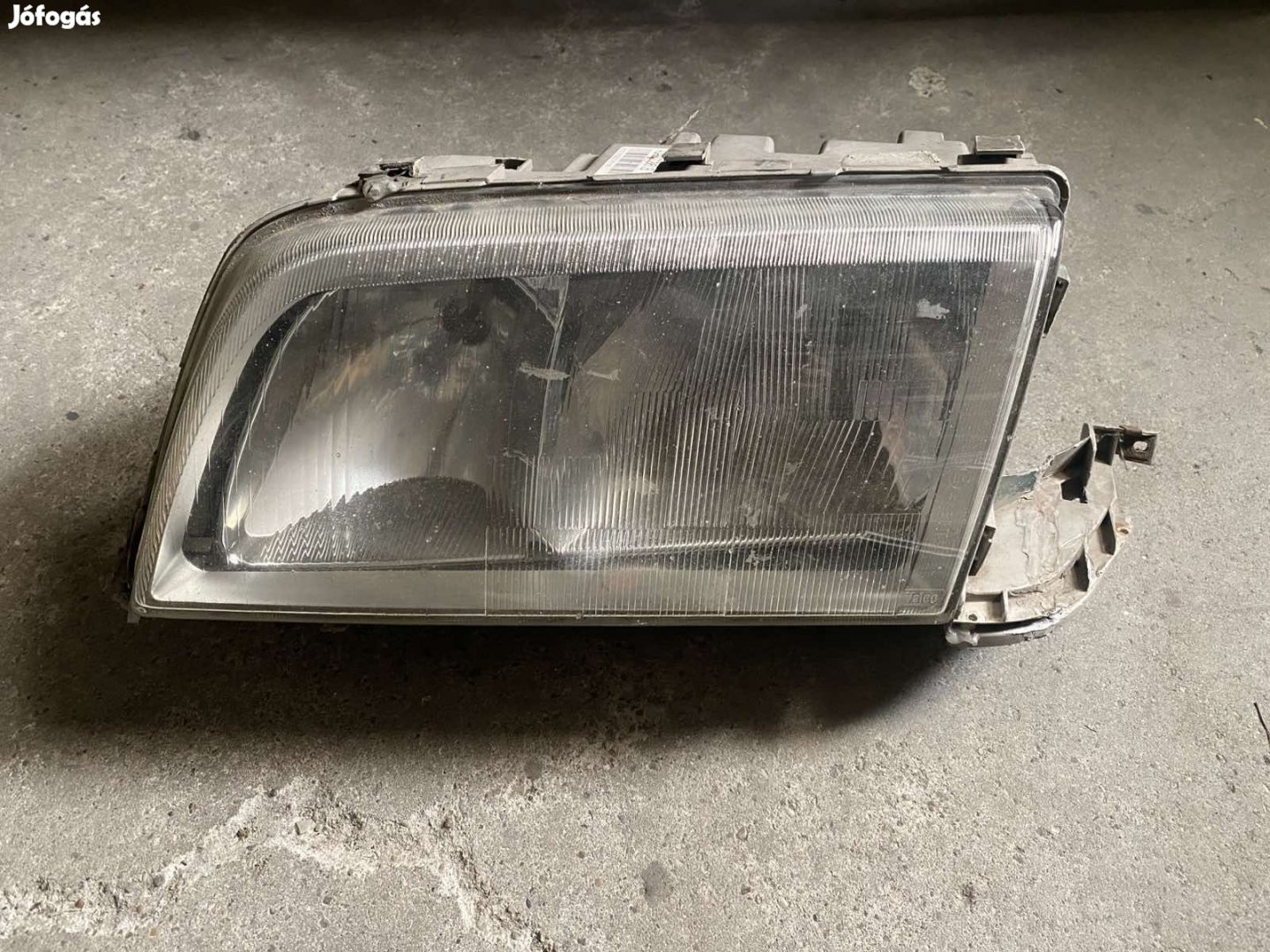 Mercedes W202 bal fényszóró A2028202361 eladó