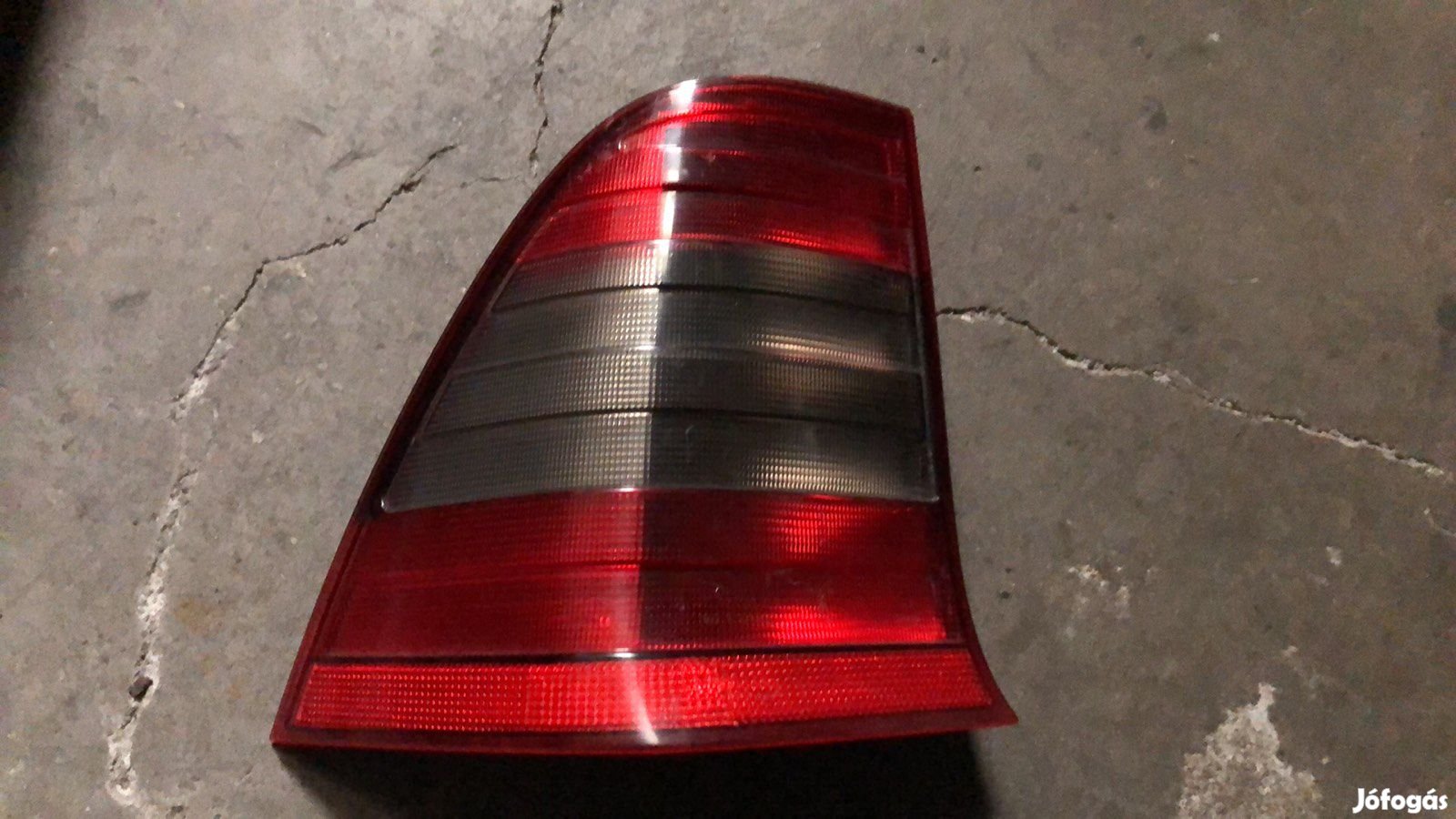 Mercedes W202 bal hátsó lámpa, füst A2028203964 eladó