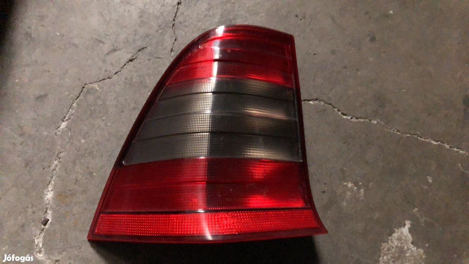 Mercedes W202 bal hátsó lámpa, füst A2028203964 eladó