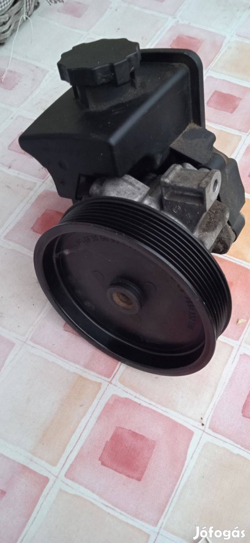 Mercedes W203 C- osztály gyári szervószivattyú