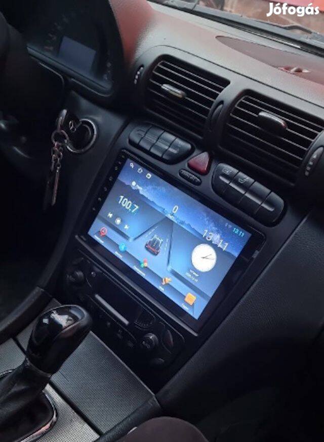 Mercedes W203 Carplay Android Multimédia GPS Rádió Tolatókamerával