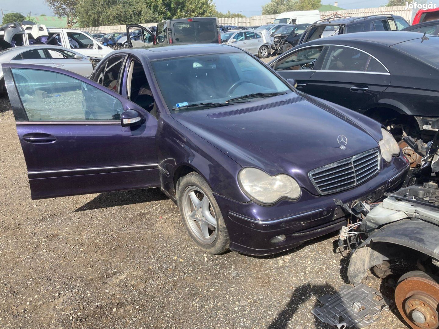 Mercedes W203 - C-class 220 cdi automata bontott mindene eladó