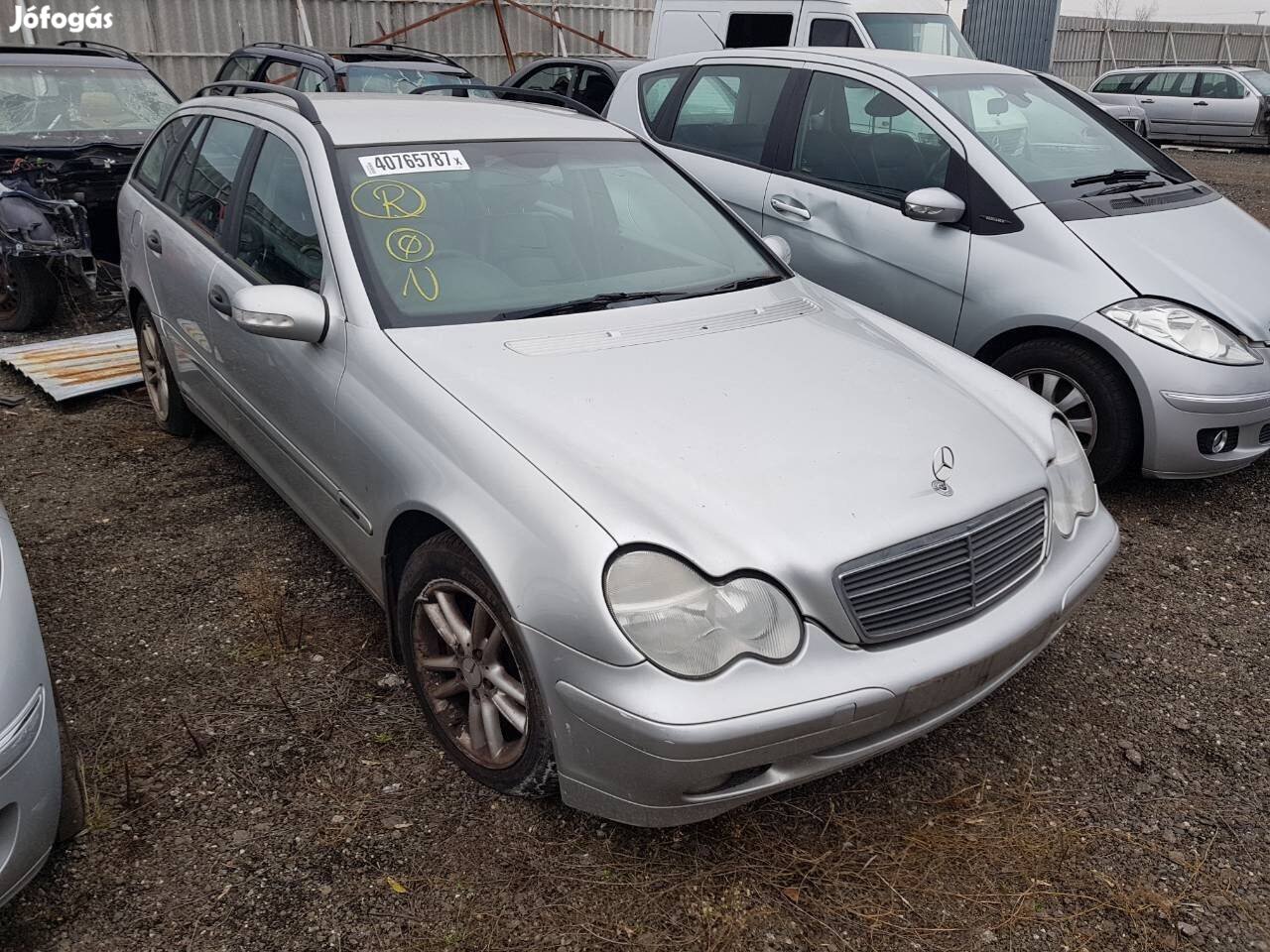 Mercedes W203 - C-class 220 cdi kombi bontott minden alkatrésze eladó