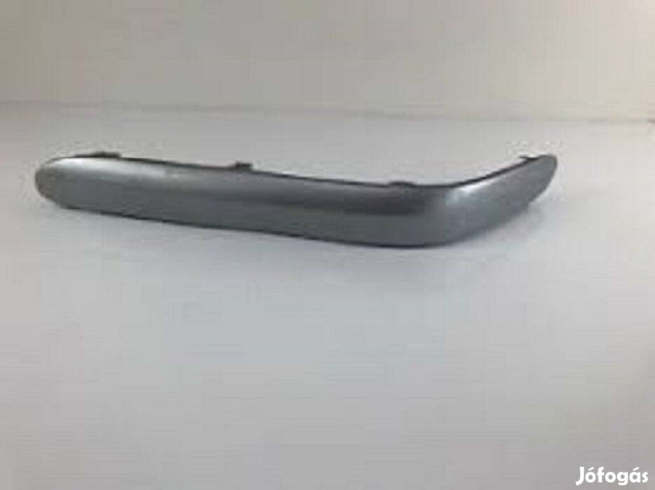 Mercedes W203 - C-class bal díszléc bontott eladó