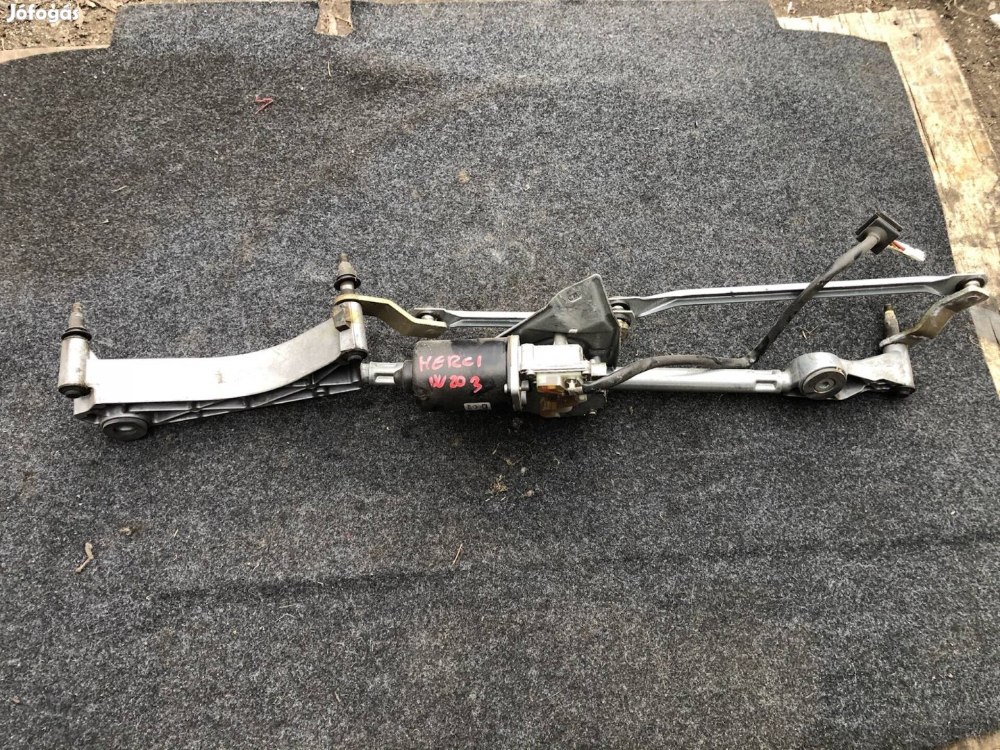 Mercedes W203 ablaktörlő 