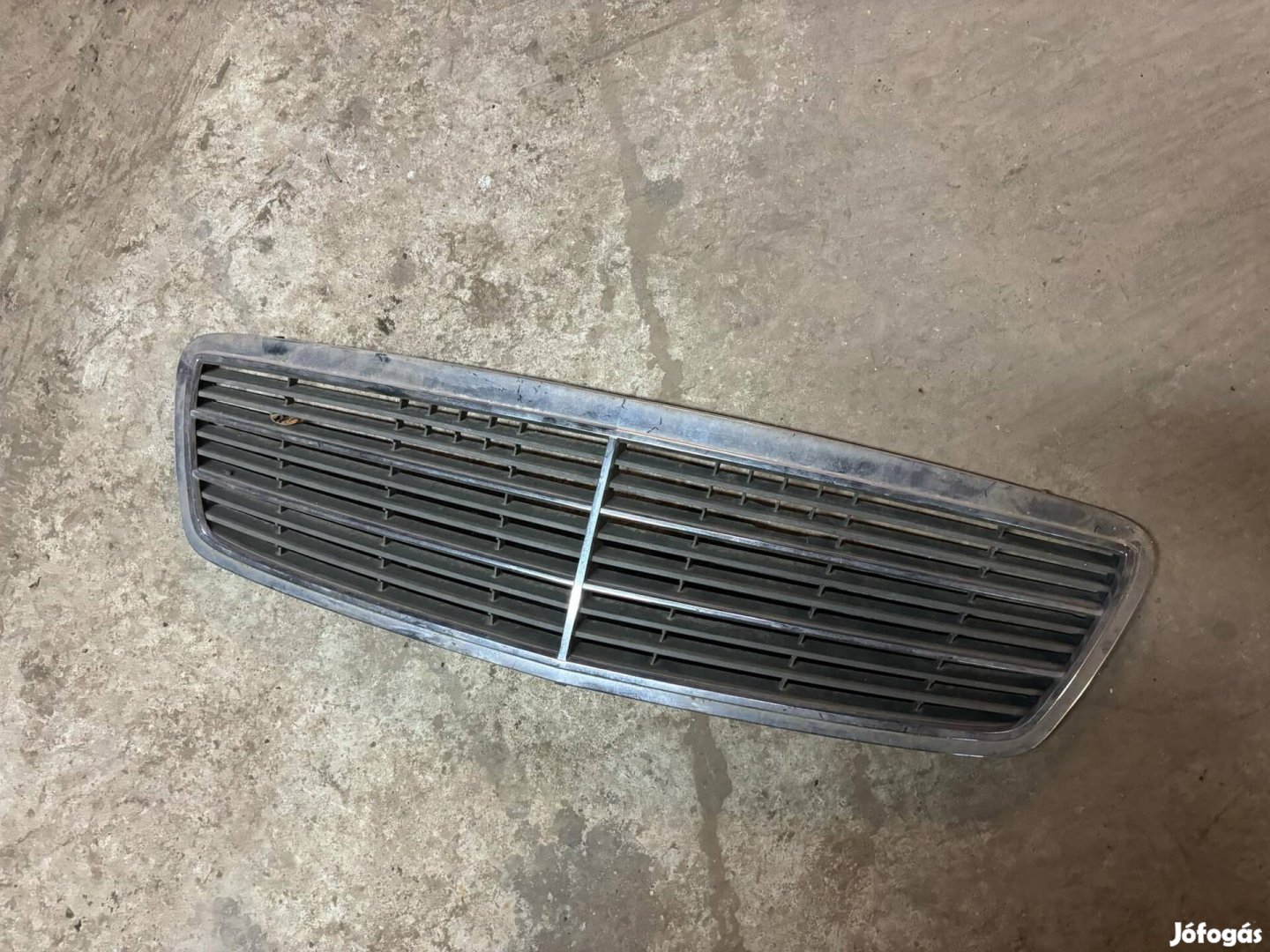 Mercedes W203 díszrács rács