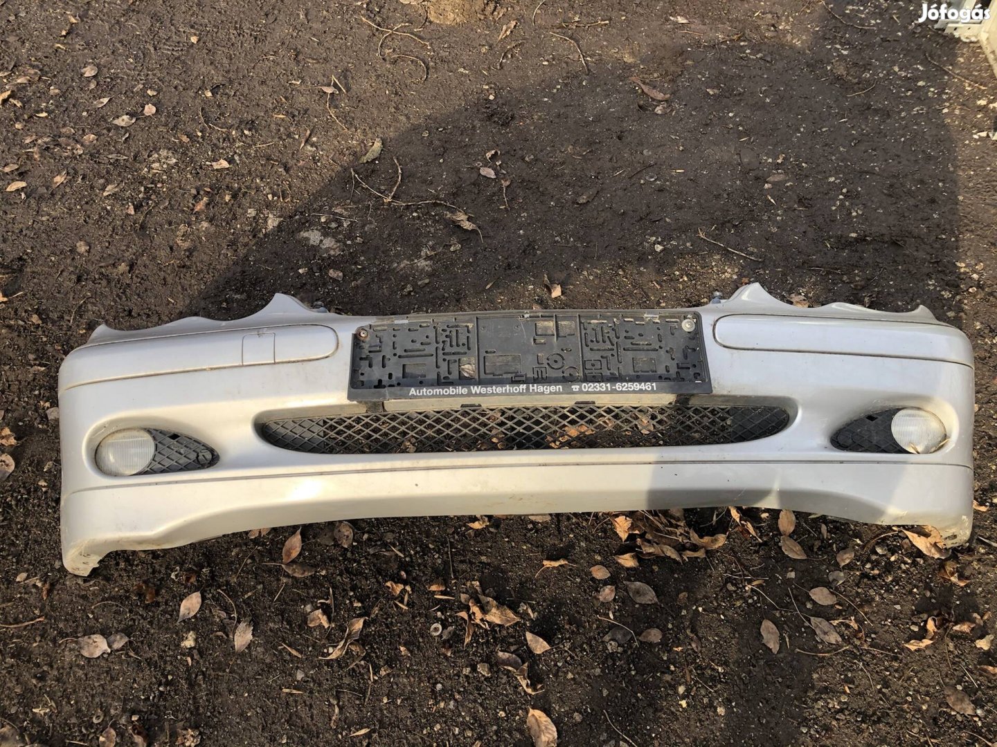 Mercedes W203 első lökhárító ezüst 