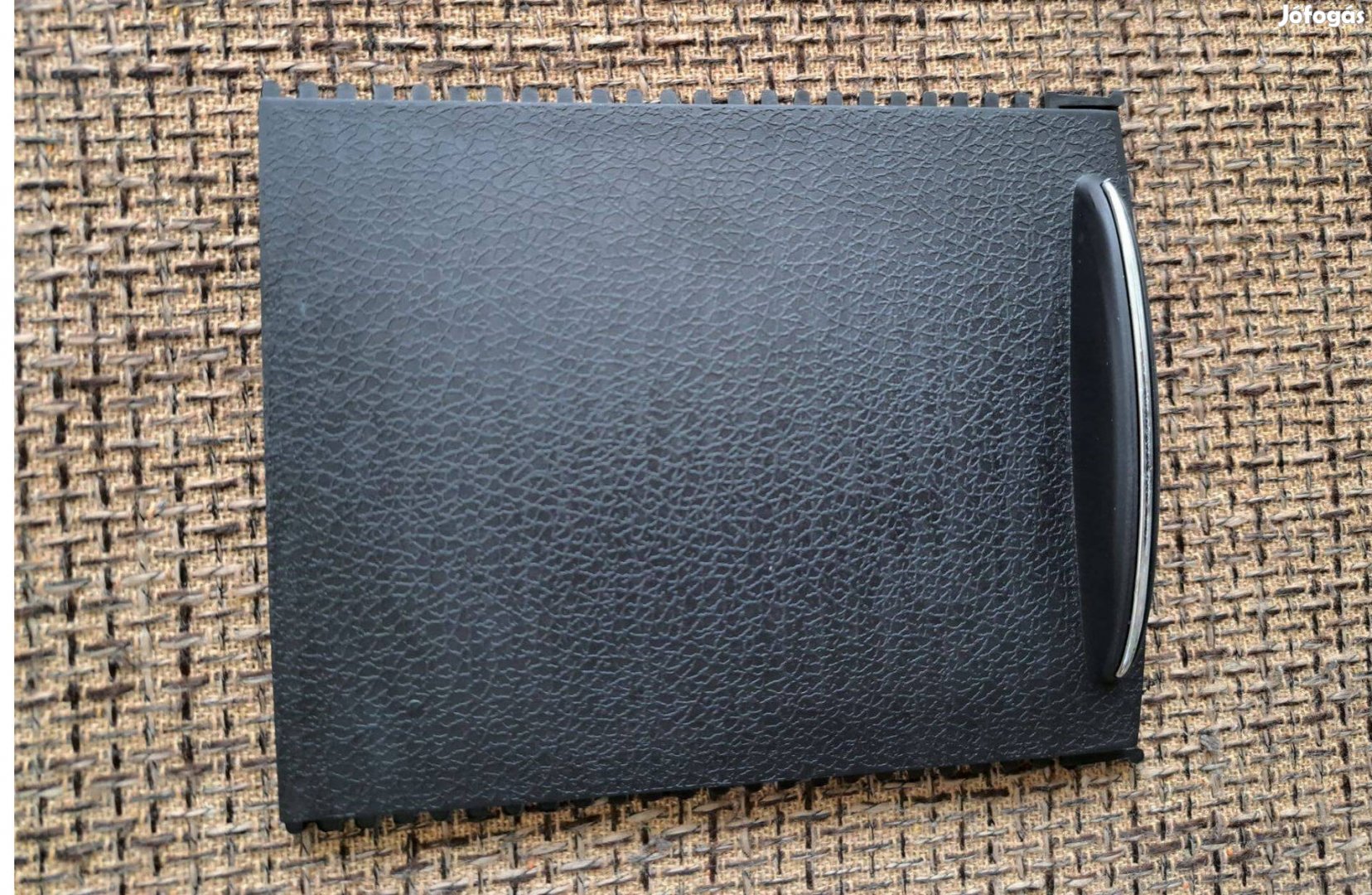 Mercedes W203 középbox roló