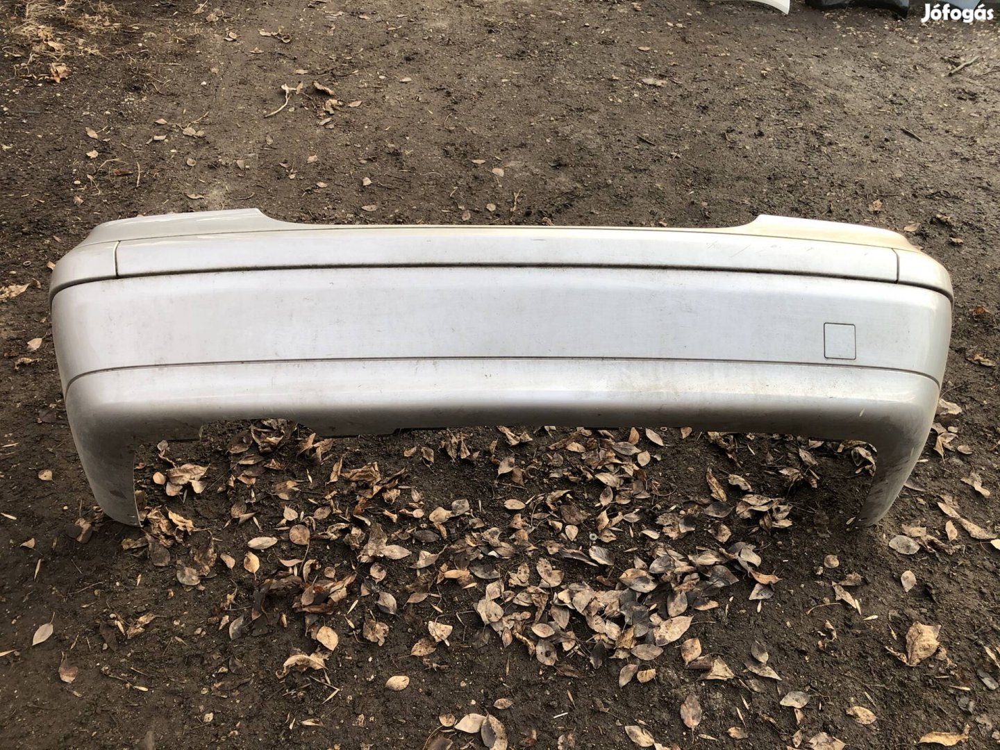 Mercedes W203 sedan hátsó lökhárító ezüst 