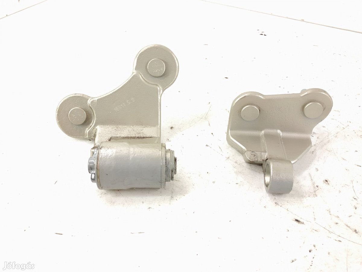 Mercedes W204 C osztály ajtózsanér  2047301337 eladó