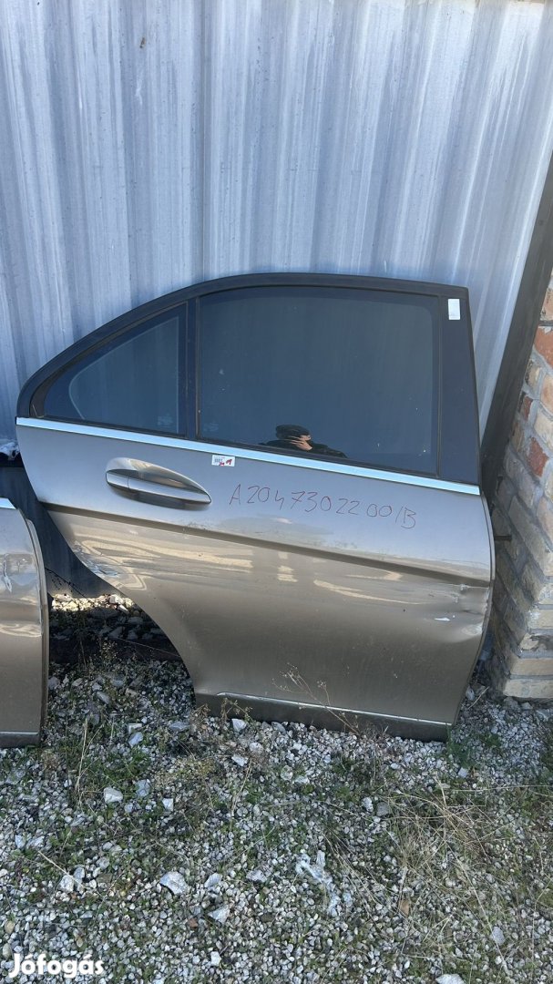Mercedes W204 jobb hátsó ajtó A2047302200 eladó