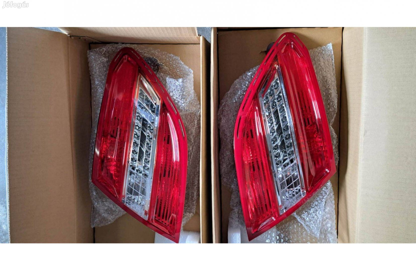 Mercedes W204 sedan hátsó lámpa led ledes jobb bal Új
