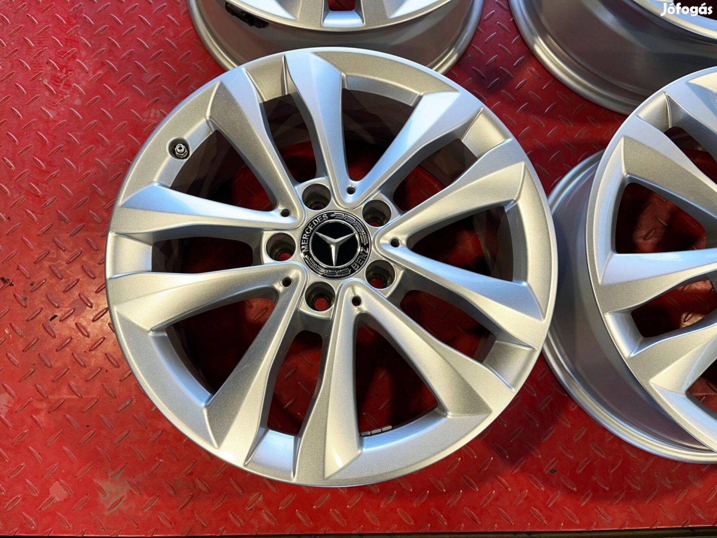 Mercedes W205 17" 5x112 gyári alufelni eladó 17 coll A B C CLA