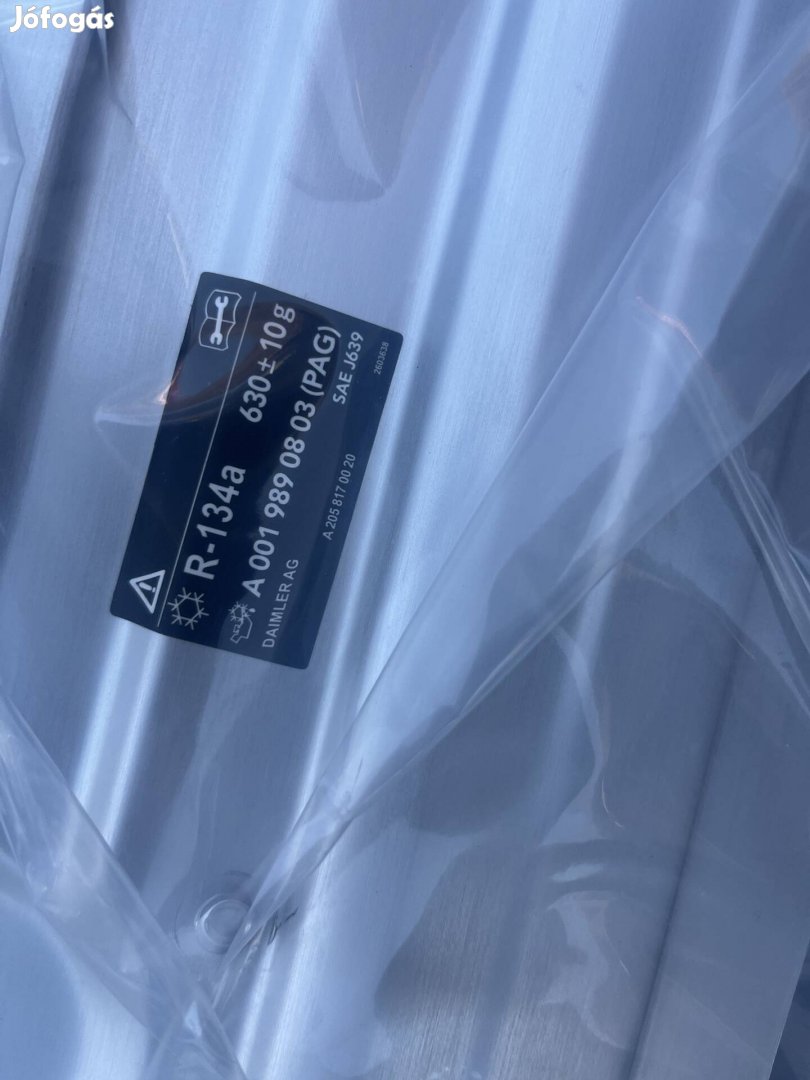 Mercedes W205 C klass zárhíd felső rész