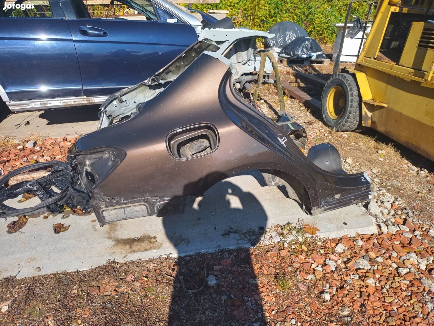 Mercedes W205 sedan jobb hátsó negyed sárvédő