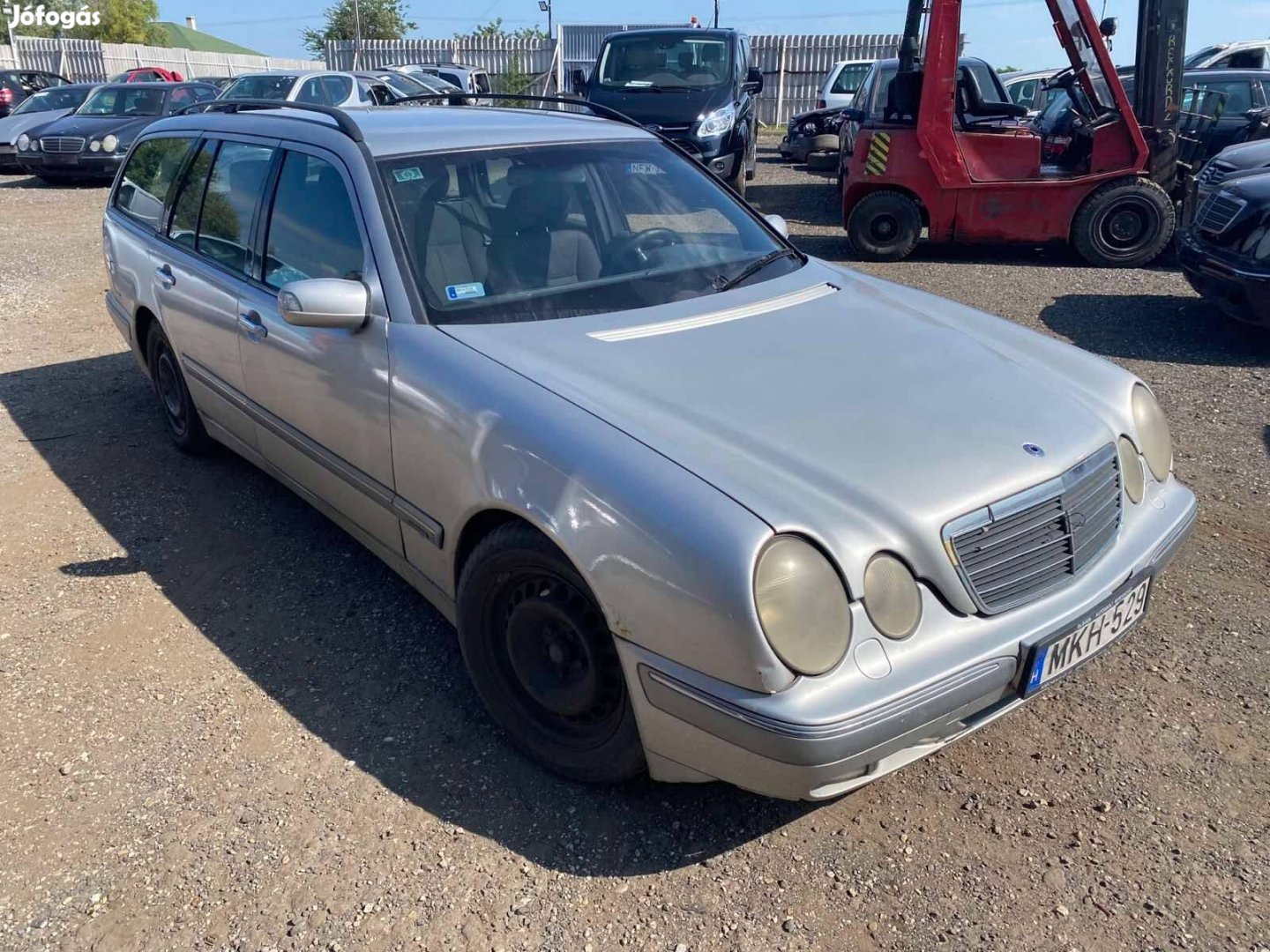 Mercedes W210 - E-class 220 cdi kombi 2001 bontott mindene eladó