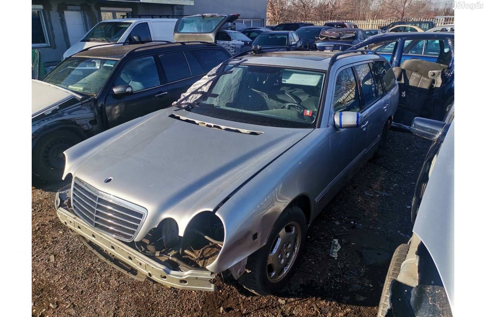 Mercedes W210 - E-class 240 V6 bontott minden alkatrésze eladó