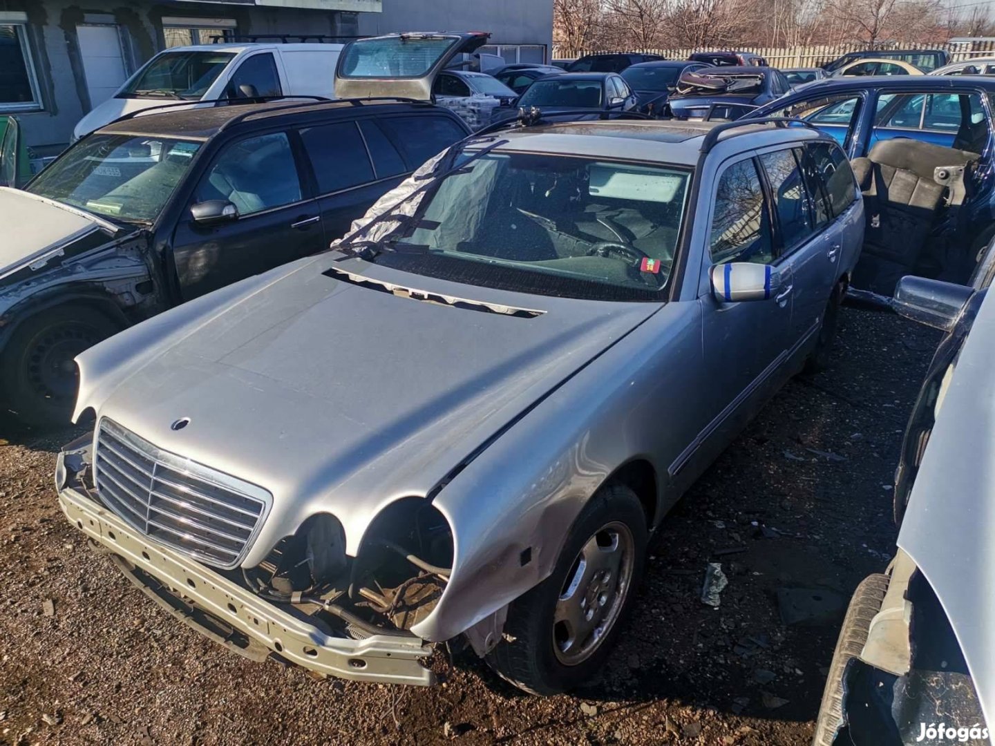 Mercedes W210 - E-class 240 v6 bontott minden alkatrésze eladó