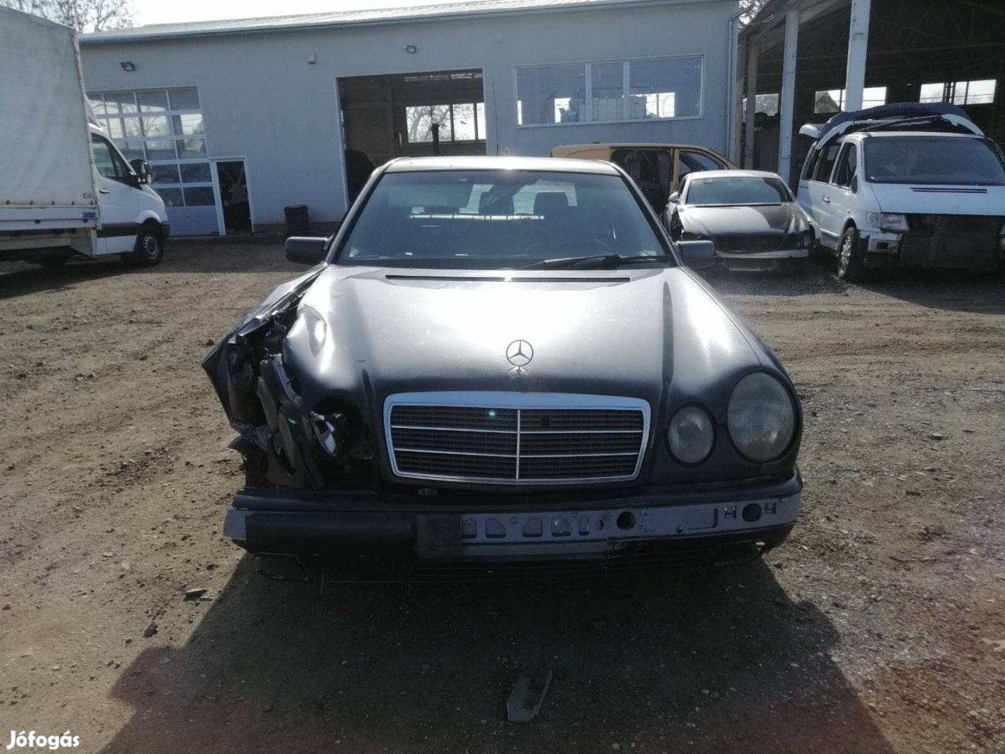 Mercedes W210 - E-class 300td om606 1996 bontott mindene eladó