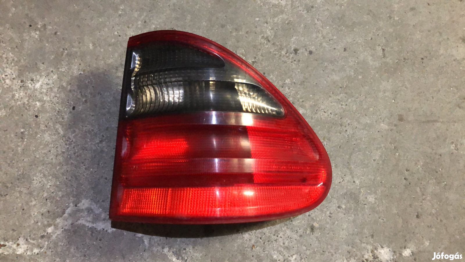 Mercedes W210 jobb hátsó lámpa A2108206864 eladó
