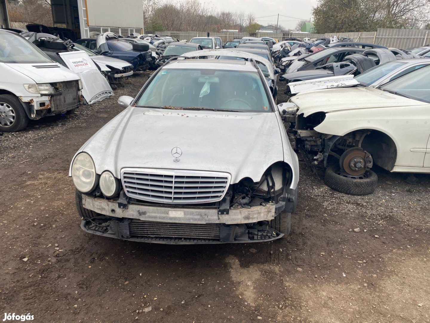 Mercedes W211 - E -class 280 cdi kombi bontott minden alkatrésze eladó