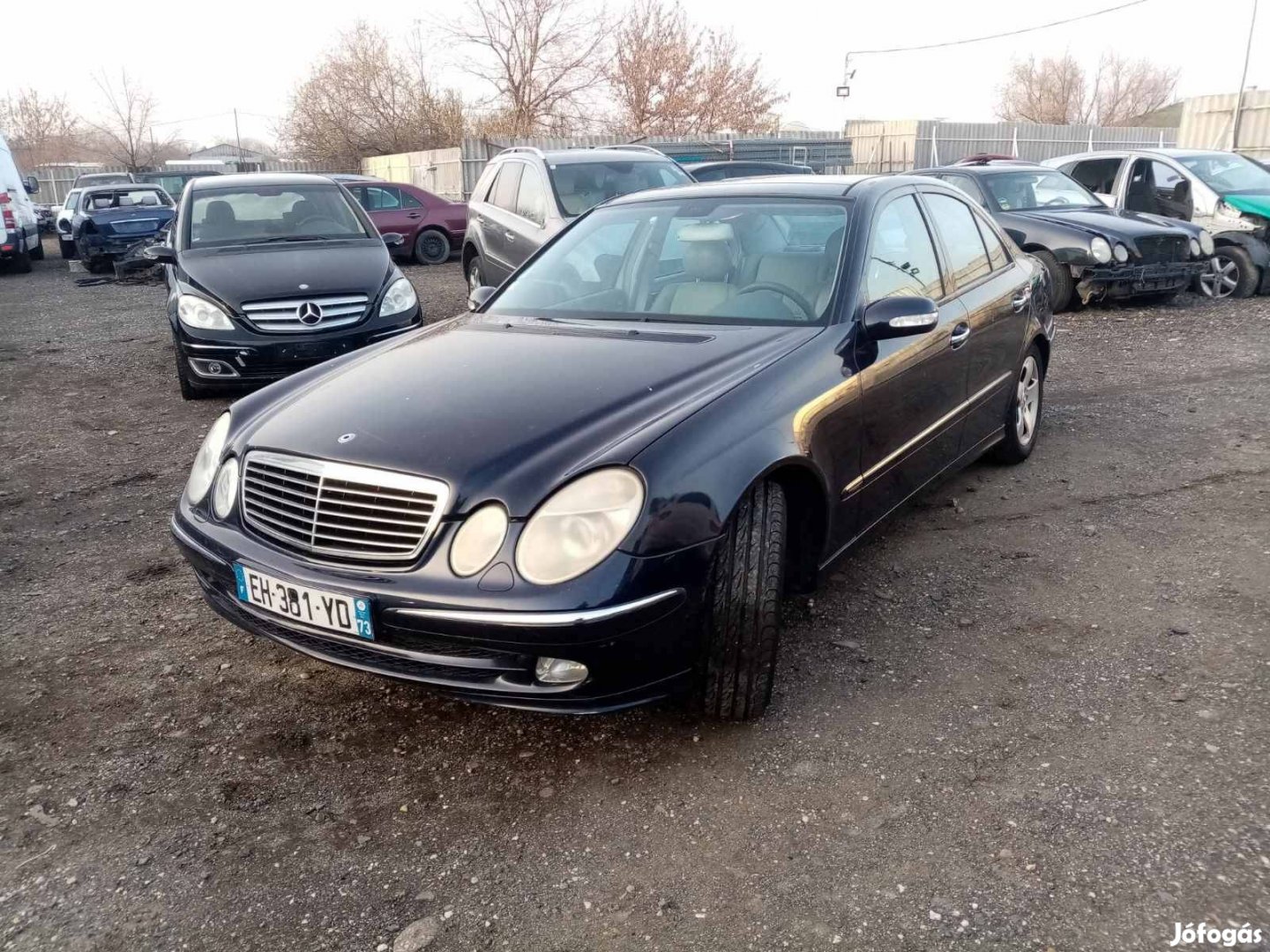 Mercedes W211 - E-class 220 cdi 2002 bontott mindene eladó