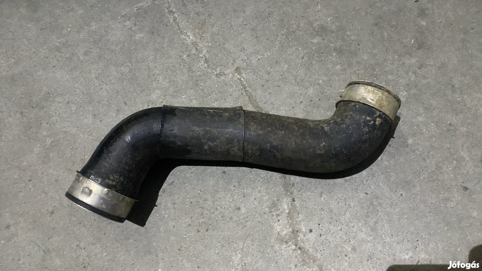 Mercedes W211 bal töltőlevegő-cső A2115282782 eladó