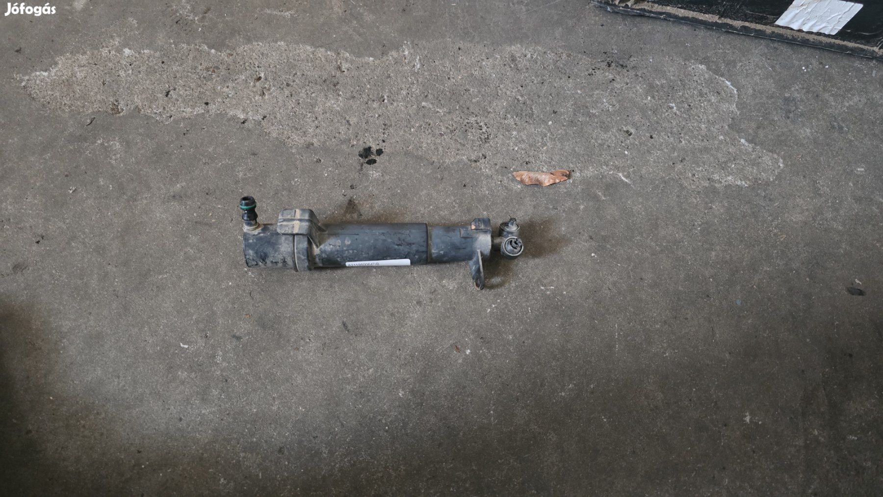 Mercedes W211 jobb fényszóró mosó A2118600647 eladó