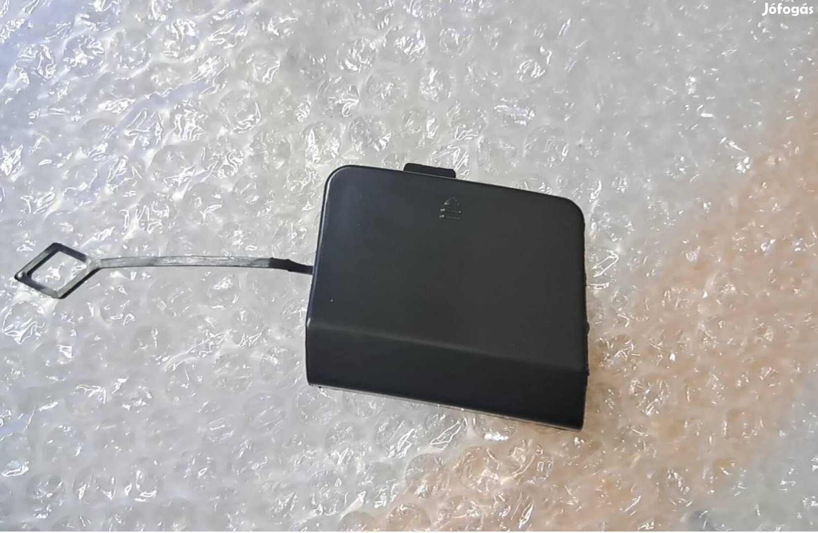 Mercedes W212 E hátsó vonószem takaró vonószemtakaró 2013-2016